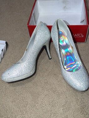 Hot Tomato Silver Glitter Platform Stiletto Pumps